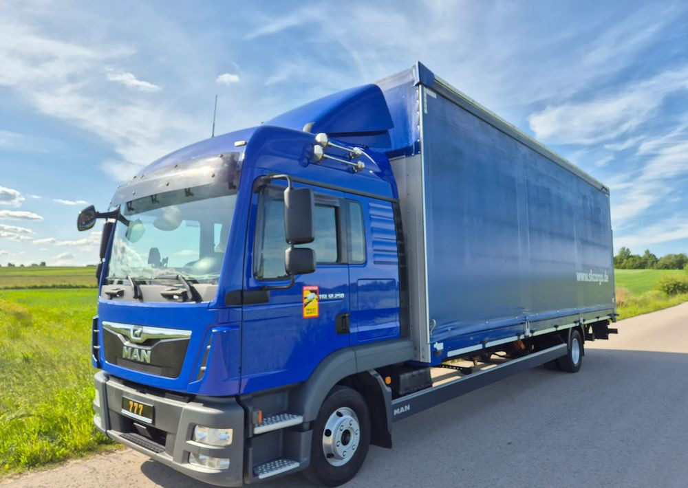 MAN TGL 12.250 2019 BURTO FIRANA + winda 8.4m z Niemiec / TOP STAN / OKAZJA / firanka / automat / - Plachtový nákladní auto: obrázek 2 MAN TGL 12.250 2019 BURTO FIRANA + winda 8.4m z Niemiec / TOP STAN / OKAZJA / firanka / automat / - Plachtový nákladní auto: obrázek 2