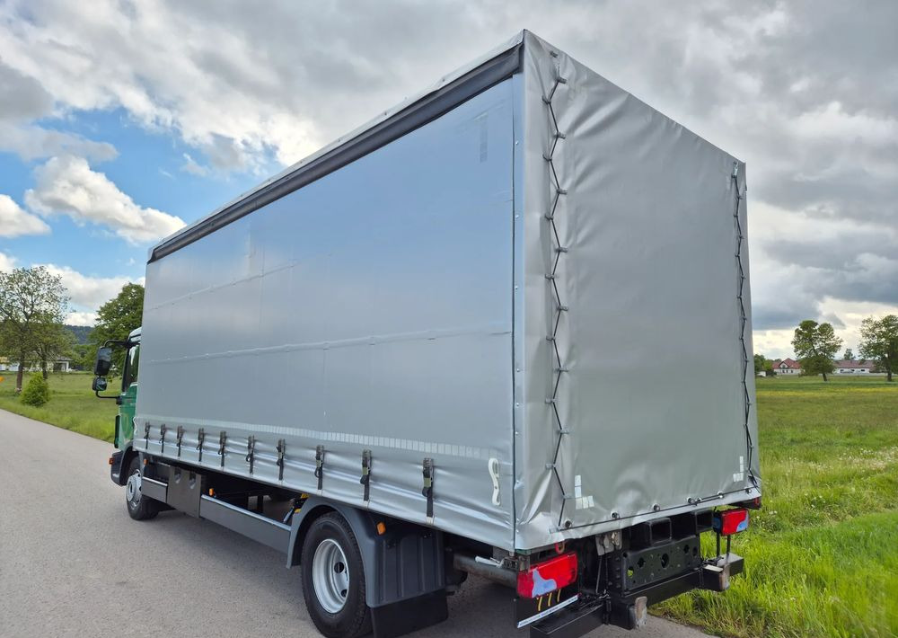 MAN TGL 12.250 6.2m AUTOMAT KLIMA z Niemiec ESP nowe opony EURO 6 / 4.75 rozstaw / zawiesie na wózek widłowy / TOP STAN / okazja nauka jazdy MOŻLIWOŚĆ DOSTOSOWANIA 12t - Plachtový nákladní auto: obrázek 5 MAN TGL 12.250 6.2m AUTOMAT KLIMA z Niemiec ESP nowe opony EURO 6 / 4.75 rozstaw / zawiesie na wózek widłowy / TOP STAN / okazja nauka jazdy MOŻLIWOŚĆ DOSTOSOWANIA 12t - Plachtový nákladní auto: obrázek 5