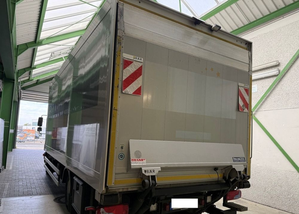 MAN TGL 12.250 6.3m AUTOMAT KLIMA z Niemiec ESP EURO 6 / 4.3 rozstaw / Chlodnia FRIGOBLOCK / TOP STAN / okazja nauka jazdy MOŻLIWOŚĆ DOSTOSOWANIA 12t - Chladírenský nákladní automobil: obrázek 4 MAN TGL 12.250 6.3m AUTOMAT KLIMA z Niemiec ESP EURO 6 / 4.3 rozstaw / Chlodnia FRIGOBLOCK / TOP STAN / okazja nauka jazdy MOŻLIWOŚĆ DOSTOSOWANIA 12t - Chladírenský nákladní automobil: obrázek 4