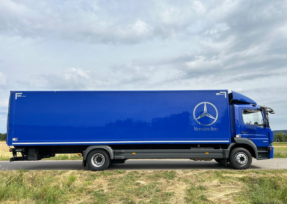 Mercedes-Benz Atego 1524 Z Niemiec 8.65m TOP 2018 Przód i tył na poduszkach 15t DMC / TOP STAN - Skříňový nákladní auto: obrázek 5 Mercedes-Benz Atego 1524 Z Niemiec 8.65m TOP 2018 Przód i tył na poduszkach 15t DMC / TOP STAN - Skříňový nákladní auto: obrázek 5