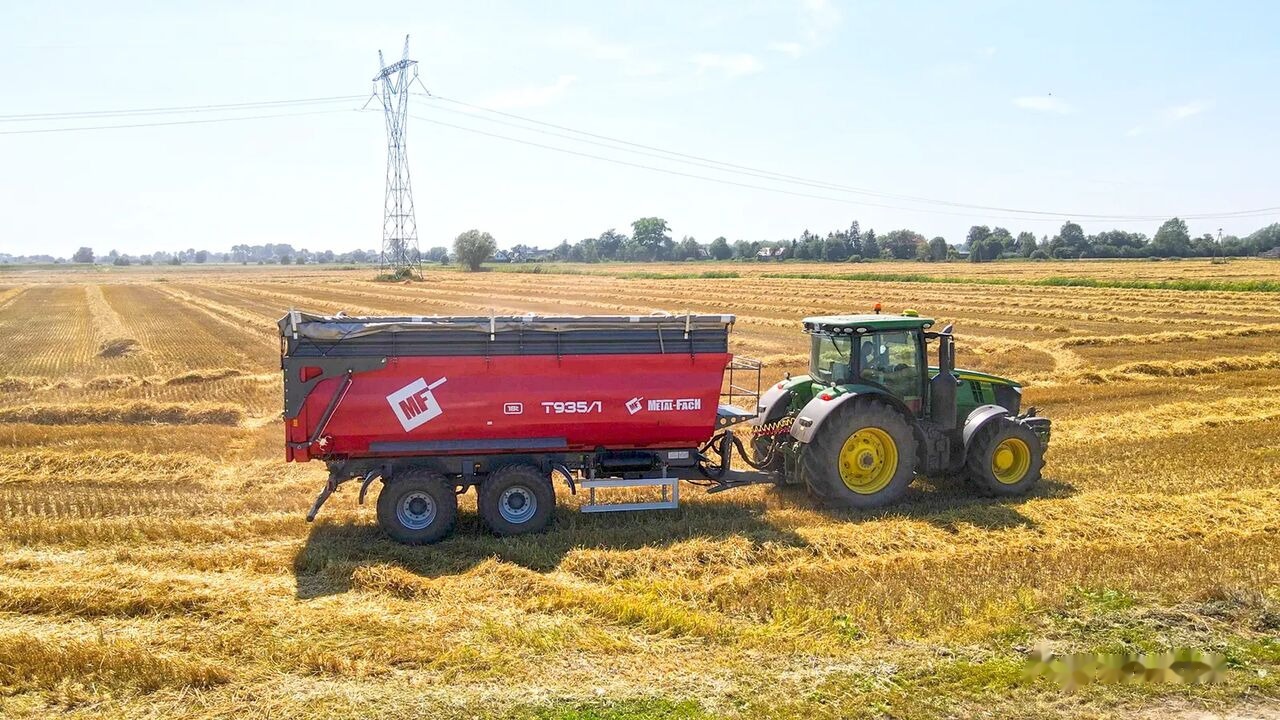 Metal-Fach Przyczepa skorupowa tandem T935/1 – 18t - Zemědělský přívěs: obrázek 3 Metal-Fach Przyczepa skorupowa tandem T935/1 – 18t - Zemědělský přívěs: obrázek 3