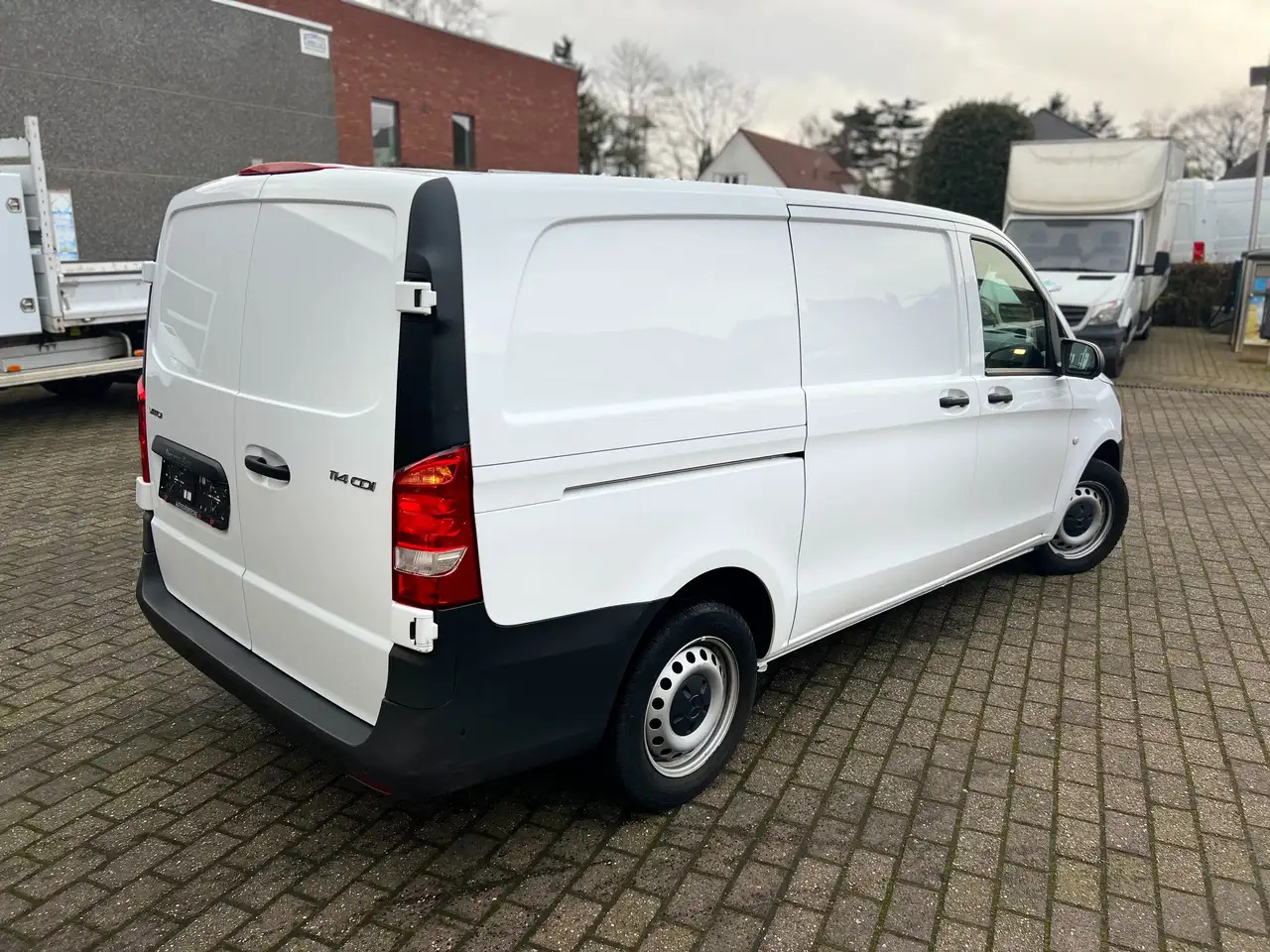 Mercedes-Benz Vito 114 PERFECT TOOL A2/L2 (28.900ex.) Camera|AUDIO40 - Furgon: obrázek 4 Mercedes-Benz Vito 114 PERFECT TOOL A2/L2 (28.900ex.) Camera|AUDIO40 - Furgon: obrázek 4