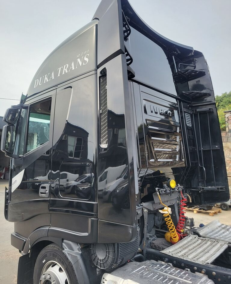 IVECO Stralis Hi-Way XP 2017r. Lift truck - Kabina pro Nákladní auto: obrázek 3 IVECO Stralis Hi-Way XP 2017r. Lift truck - Kabina pro Nákladní auto: obrázek 3