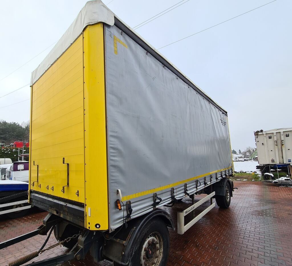 Plachtový přívěs Schmitz Cargobull WIELTON: obrázek 10