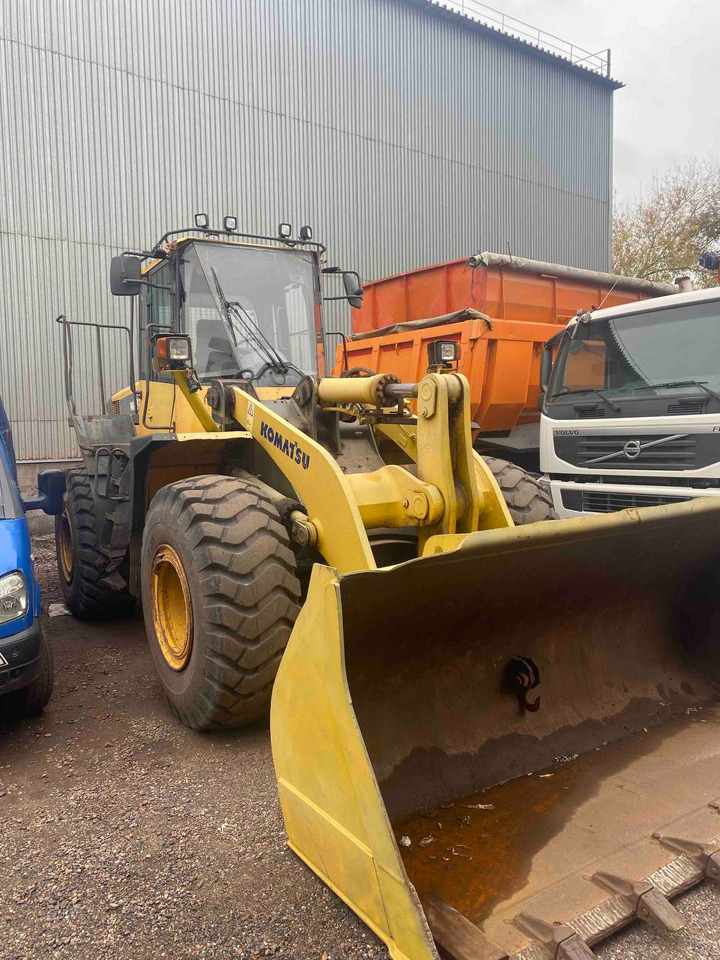 KOMATSU WA380-6 - Kolový nakladač: obrázek 2 KOMATSU WA380-6 - Kolový nakladač: obrázek 2