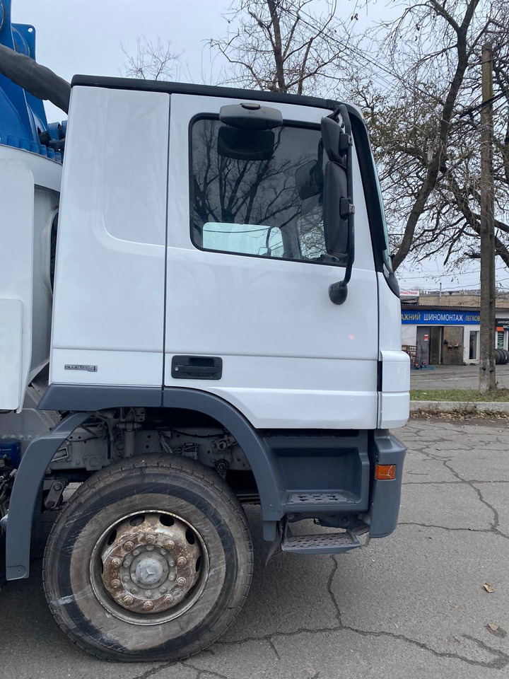 PUTZMEISTER Putzmeister on chassis Mercedes-Benz Actros Putzmeister 42m concrete pump - Autočerpadlo: obrázek 3 PUTZMEISTER Putzmeister on chassis Mercedes-Benz Actros Putzmeister 42m concrete pump - Autočerpadlo: obrázek 3