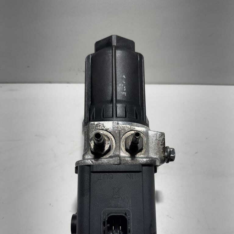 Mercedes-Benz Actros MP4 Antos Atego A0001405578 Mercedes-Benz Actros MP4 Antos Atego - Výfukový systém pro Nákladní auto: obrázek 2 Mercedes-Benz Actros MP4 Antos Atego A0001405578 Mercedes-Benz Actros MP4 Antos Atego - Výfukový systém pro Nákladní auto: obrázek 2