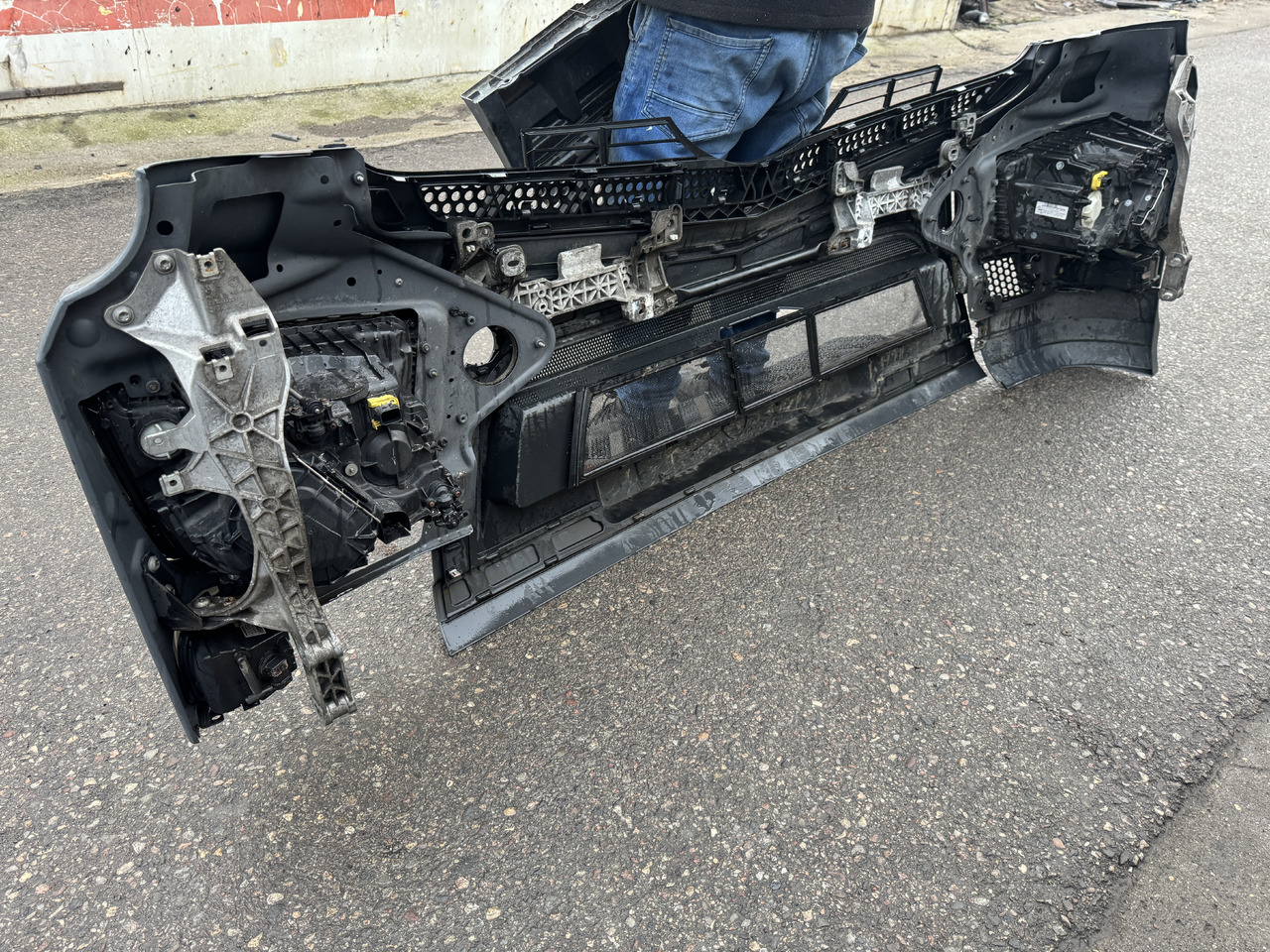 Mercedes-Benz Antos - Nárazník pro Nákladní auto: obrázek 5 Mercedes-Benz Antos - Nárazník pro Nákladní auto: obrázek 5