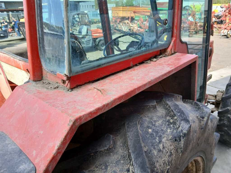 Renault 781-4 - Traktor: obrázek 4 Renault 781-4 - Traktor: obrázek 4