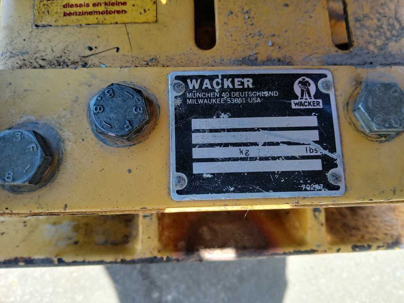 Wacker WPR 1350 - Vibrační deska: obrázek 2 Wacker WPR 1350 - Vibrační deska: obrázek 2
