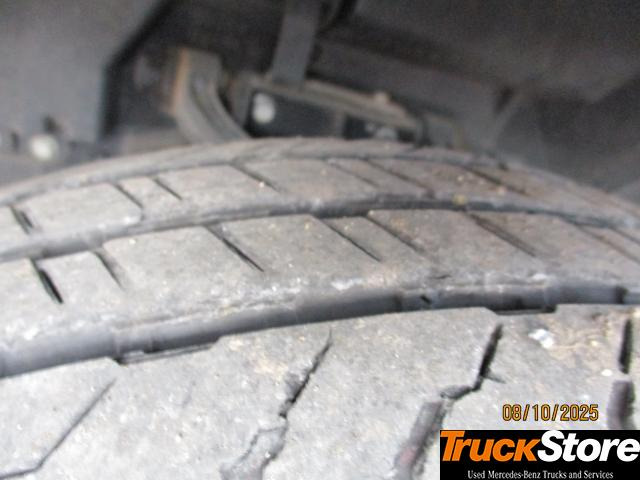 FUSO Canter 3C15 - Dodávka skřín: obrázek 5 FUSO Canter 3C15 - Dodávka skřín: obrázek 5