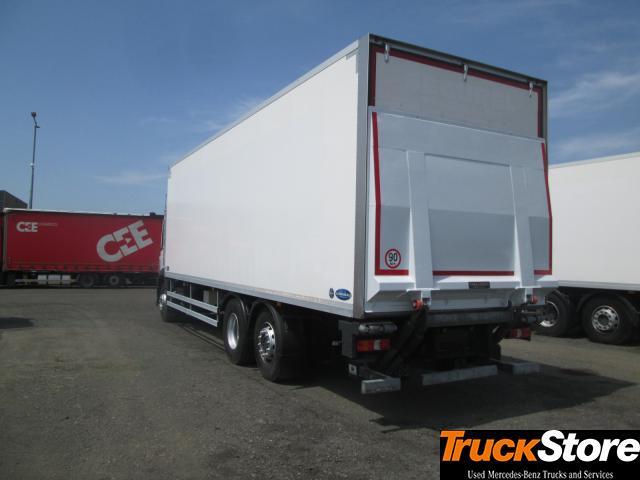 Mercedes-Benz Antos 2530 L - Chladírenský nákladní automobil: obrázek 2 Mercedes-Benz Antos 2530 L - Chladírenský nákladní automobil: obrázek 2