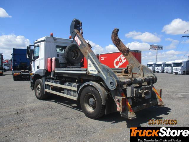 Mercedes-Benz Arocs 1846 LK - Ramenový nosič kontajnerov: obrázek 5 Mercedes-Benz Arocs 1846 LK - Ramenový nosič kontajnerov: obrázek 5