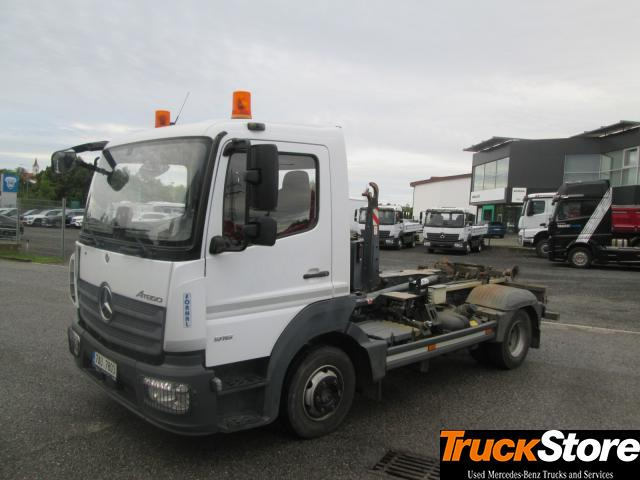Mercedes-Benz Atego 916 - Hákový nosič kontejnerů: obrázek 1 Mercedes-Benz Atego 916 - Hákový nosič kontejnerů: obrázek 1