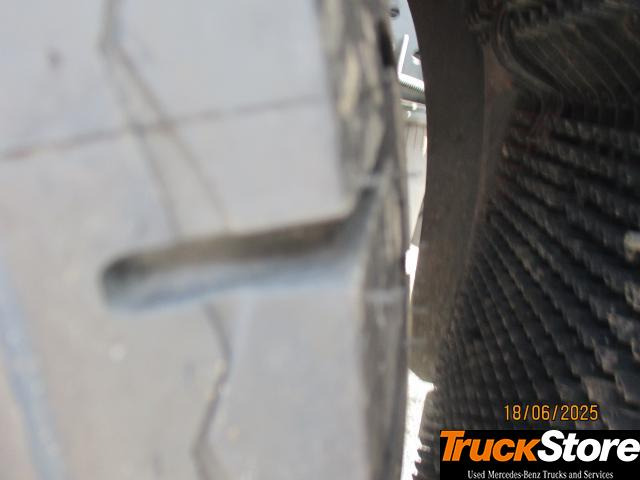 Mercedes-Benz Actros 1845 LS - Tahač: obrázek 5 Mercedes-Benz Actros 1845 LS - Tahač: obrázek 5