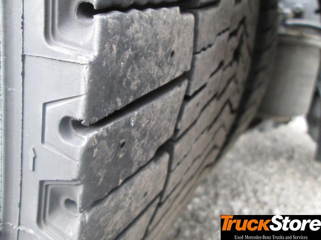 Mercedes-Benz Actros 1845 LS nRL - Tahač: obrázek 5 Mercedes-Benz Actros 1845 LS nRL - Tahač: obrázek 5