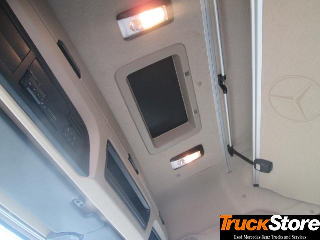 Tahač Mercedes-Benz Actros 1845 LS nRL: obrázek 10 Tahač Mercedes-Benz Actros 1845 LS nRL: obrázek 10