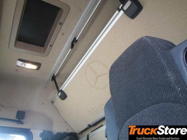 Mercedes-Benz Actros 1845 LS nRL - Tahač: obrázek 2 Mercedes-Benz Actros 1845 LS nRL - Tahač: obrázek 2