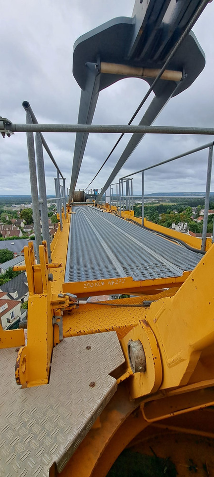 Liebherr 250EC B12Lit - Věžový jeřáb: obrázek 1 Liebherr 250EC B12Lit - Věžový jeřáb: obrázek 1