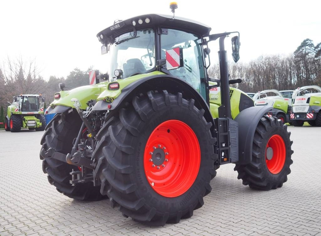 Claas Axion 850 CEBIS - Traktor: obrázek 3 Claas Axion 850 CEBIS - Traktor: obrázek 3
