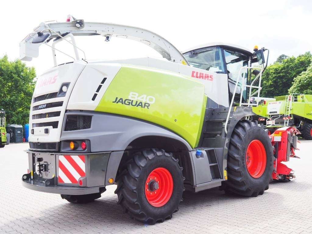 Claas Jaguar 840 + Kemper 345 Plus - Sklízecí řezačka: obrázek 3 Claas Jaguar 840 + Kemper 345 Plus - Sklízecí řezačka: obrázek 3