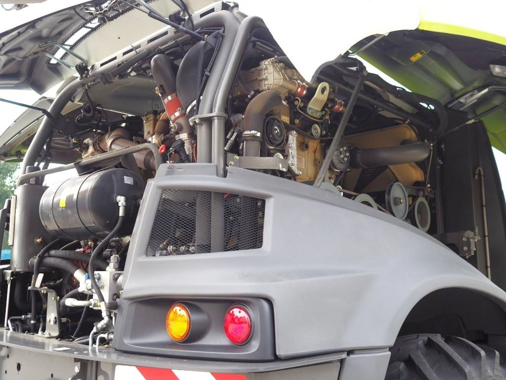 Sklízecí řezačka Claas Jaguar 850 4WD: obrázek 11