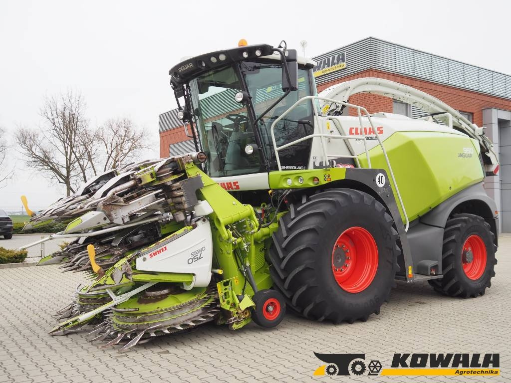 Claas Jaguar 950 4x4 + Orbis 750 - Sklízecí řezačka: obrázek 1 Claas Jaguar 950 4x4 + Orbis 750 - Sklízecí řezačka: obrázek 1