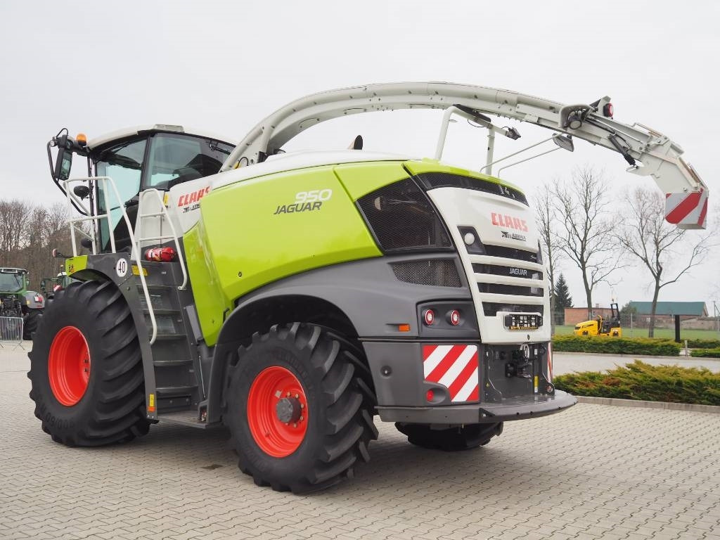Claas Jaguar 950 4x4 - Sklízecí řezačka: obrázek 2 Claas Jaguar 950 4x4 - Sklízecí řezačka: obrázek 2
