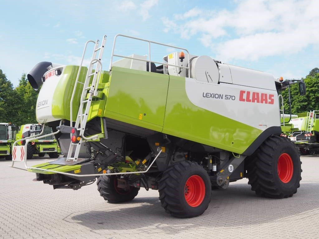 Claas Lexion 570 4WD + V750 - Sklízecí mlátička: obrázek 3 Claas Lexion 570 4WD + V750 - Sklízecí mlátička: obrázek 3