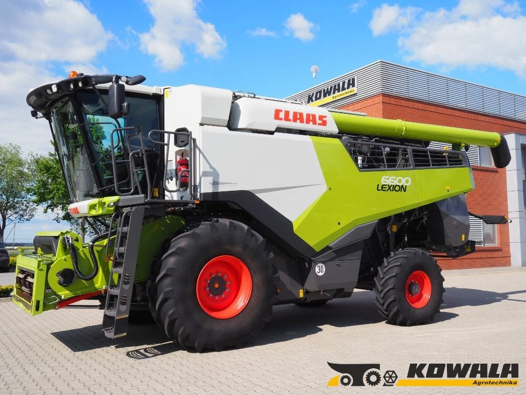 Claas Lexion 6600 + V680 - Sklízecí mlátička: obrázek 1 Claas Lexion 6600 + V680 - Sklízecí mlátička: obrázek 1
