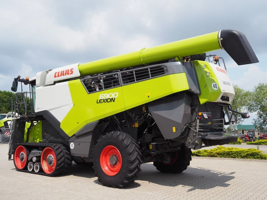 Claas Lexion 6900TT + V770 - Sklízecí mlátička: obrázek 2 Claas Lexion 6900TT + V770 - Sklízecí mlátička: obrázek 2