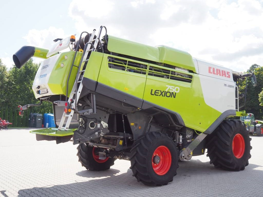 Claas Lexion 750 GPS + V770 - Sklízecí mlátička: obrázek 3 Claas Lexion 750 GPS + V770 - Sklízecí mlátička: obrázek 3