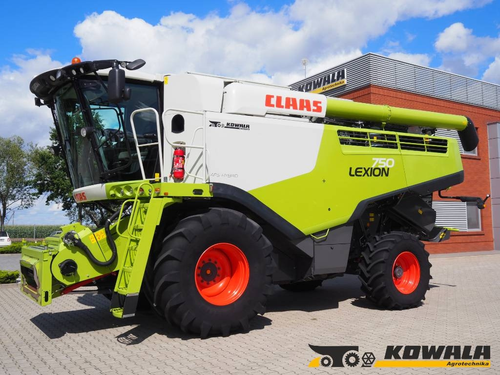 Claas Lexion 750 GPS + V770 - Sklízecí mlátička: obrázek 1 Claas Lexion 750 GPS + V770 - Sklízecí mlátička: obrázek 1