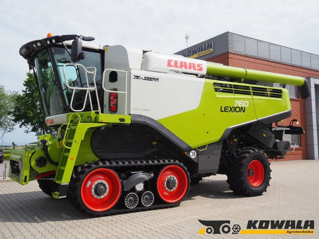 Claas Lexion 760TT + V930 - Sklízecí mlátička: obrázek 1 Claas Lexion 760TT + V930 - Sklízecí mlátička: obrázek 1