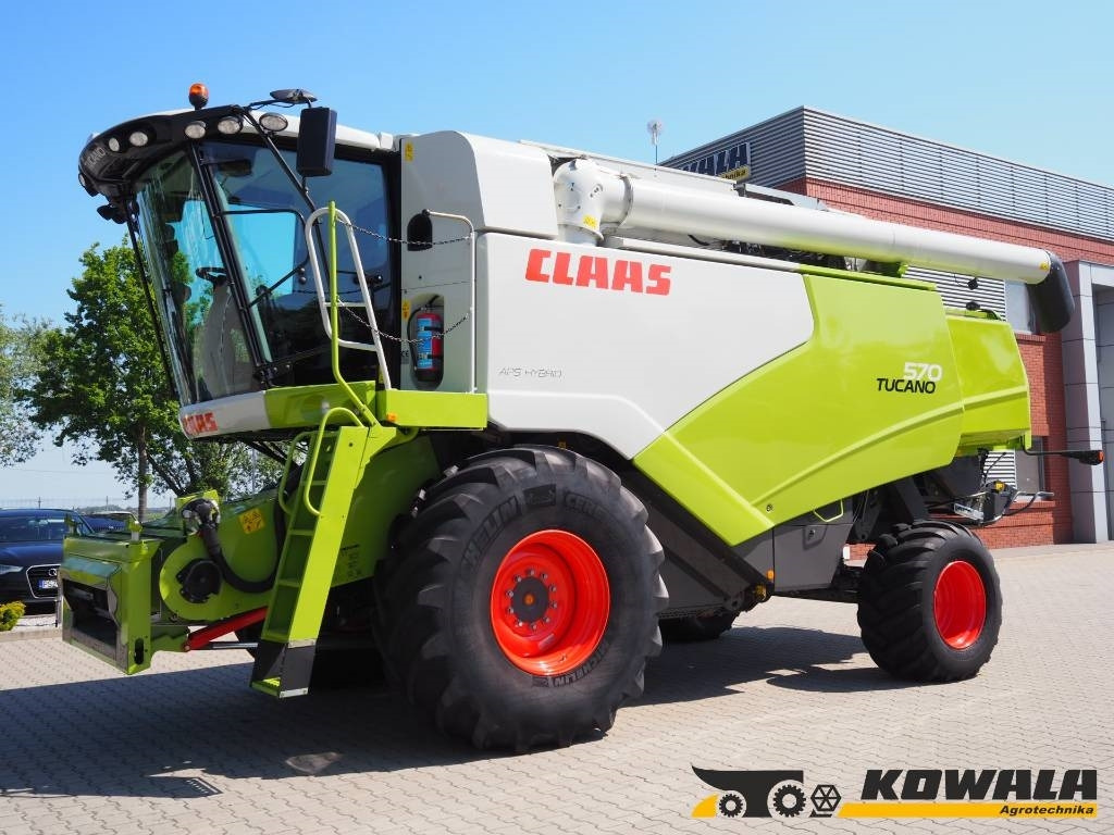 Claas Tucano 570 + V770 - Sklízecí mlátička: obrázek 1 Claas Tucano 570 + V770 - Sklízecí mlátička: obrázek 1