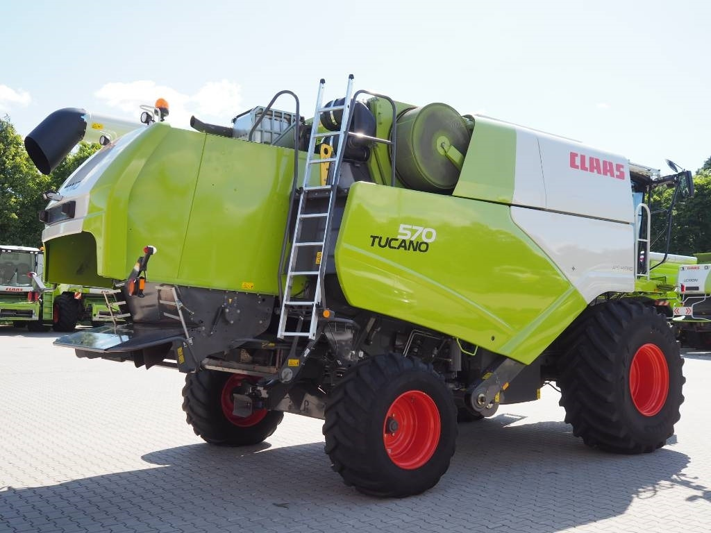 Claas Tucano 570 + V770 - Sklízecí mlátička: obrázek 3 Claas Tucano 570 + V770 - Sklízecí mlátička: obrázek 3