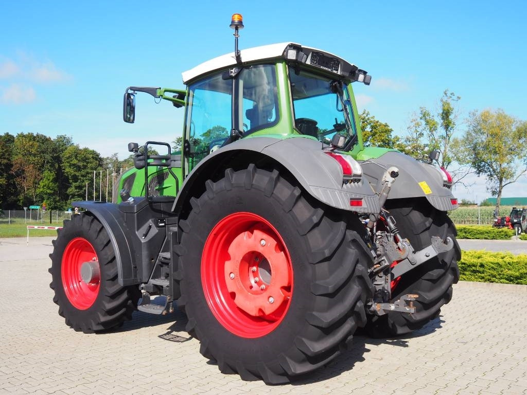 Fendt 828 Vario S4 ProfiPlus, GPS - Traktor: obrázek 2 Fendt 828 Vario S4 ProfiPlus, GPS - Traktor: obrázek 2
