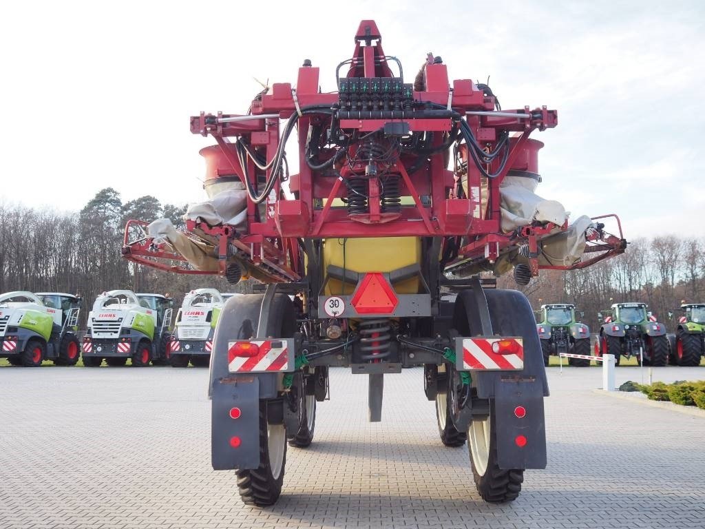 Hardi ALPHA Evo 4100i TWIN - Samochodný postřikovač: obrázek 4 Hardi ALPHA Evo 4100i TWIN - Samochodný postřikovač: obrázek 4