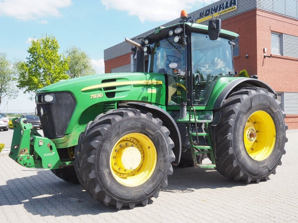 John Deere 7930 - Traktor: obrázek 1 John Deere 7930 - Traktor: obrázek 1