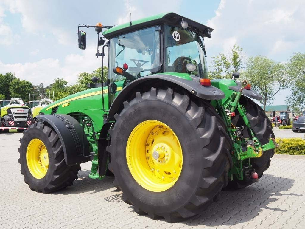 John Deere 8530 GPS - Traktor: obrázek 2 John Deere 8530 GPS - Traktor: obrázek 2