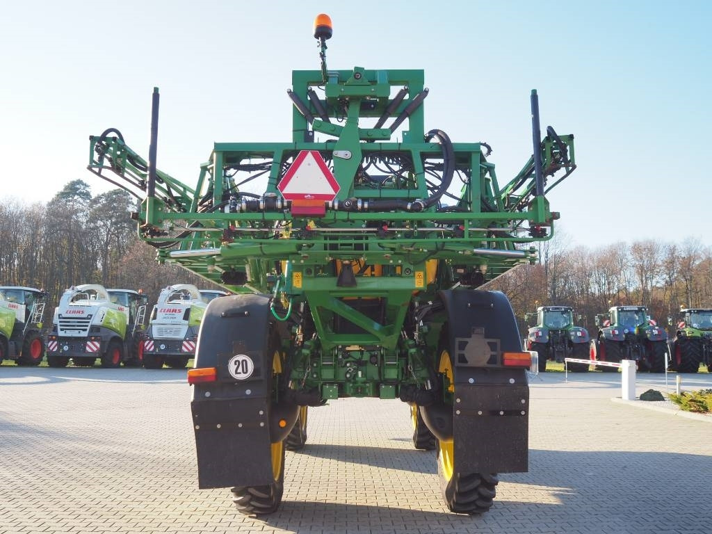 John Deere R4040i - Samochodný postřikovač: obrázek 3 John Deere R4040i - Samochodný postřikovač: obrázek 3