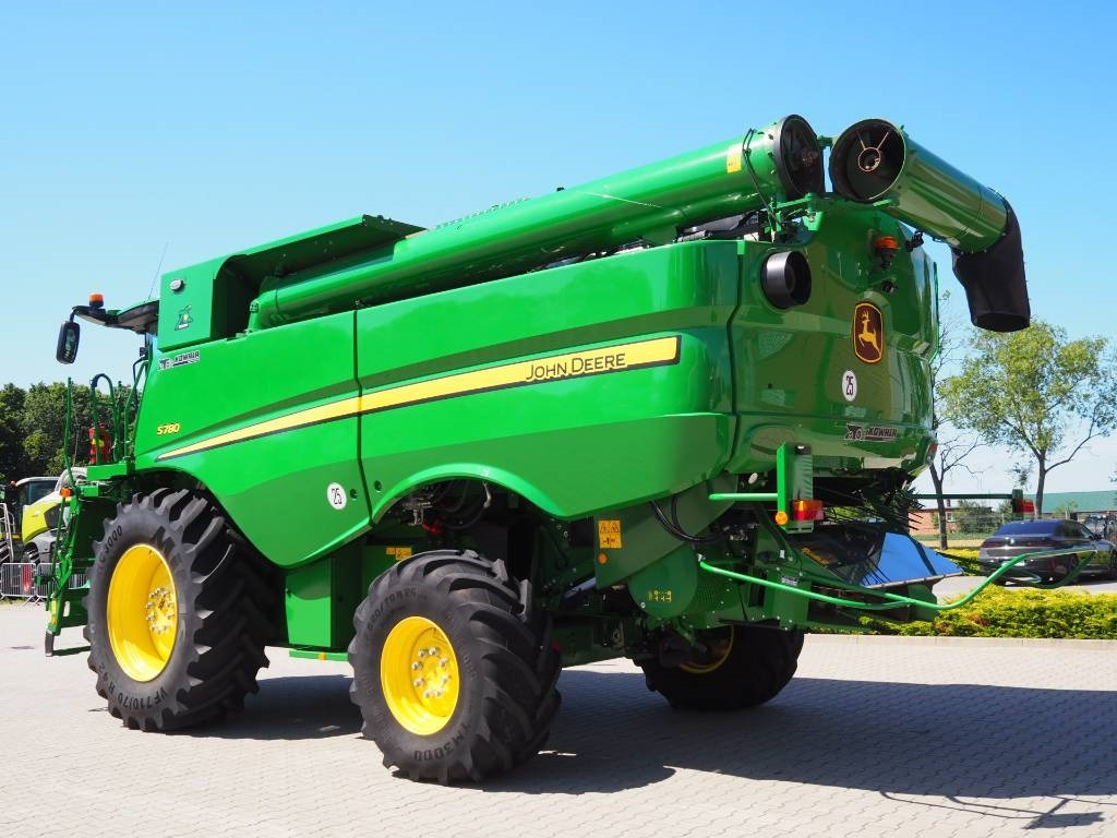 John Deere S780 + 730X - Sklízecí mlátička: obrázek 2 John Deere S780 + 730X - Sklízecí mlátička: obrázek 2