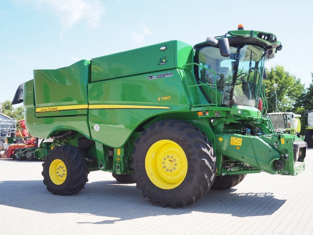 John Deere S780 + 730X - Sklízecí mlátička: obrázek 4 John Deere S780 + 730X - Sklízecí mlátička: obrázek 4