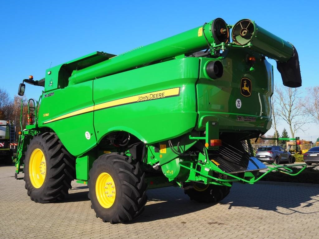 John Deere S780 + 730X - Sklízecí mlátička: obrázek 2 John Deere S780 + 730X - Sklízecí mlátička: obrázek 2