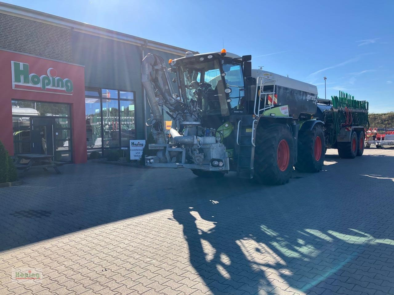 CLAAS Xerion 4000 Saddle Trac Gülletechnik - Traktor: obrázek 1 CLAAS Xerion 4000 Saddle Trac Gülletechnik - Traktor: obrázek 1