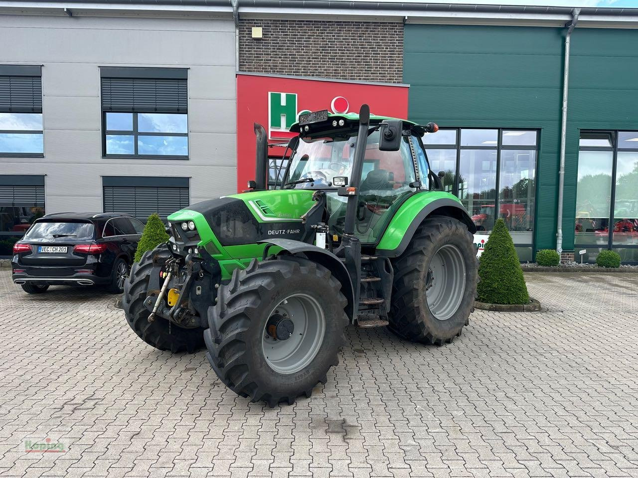 Deutz-Fahr 6160 Agrotron - Traktor: obrázek 1 Deutz-Fahr 6160 Agrotron - Traktor: obrázek 1