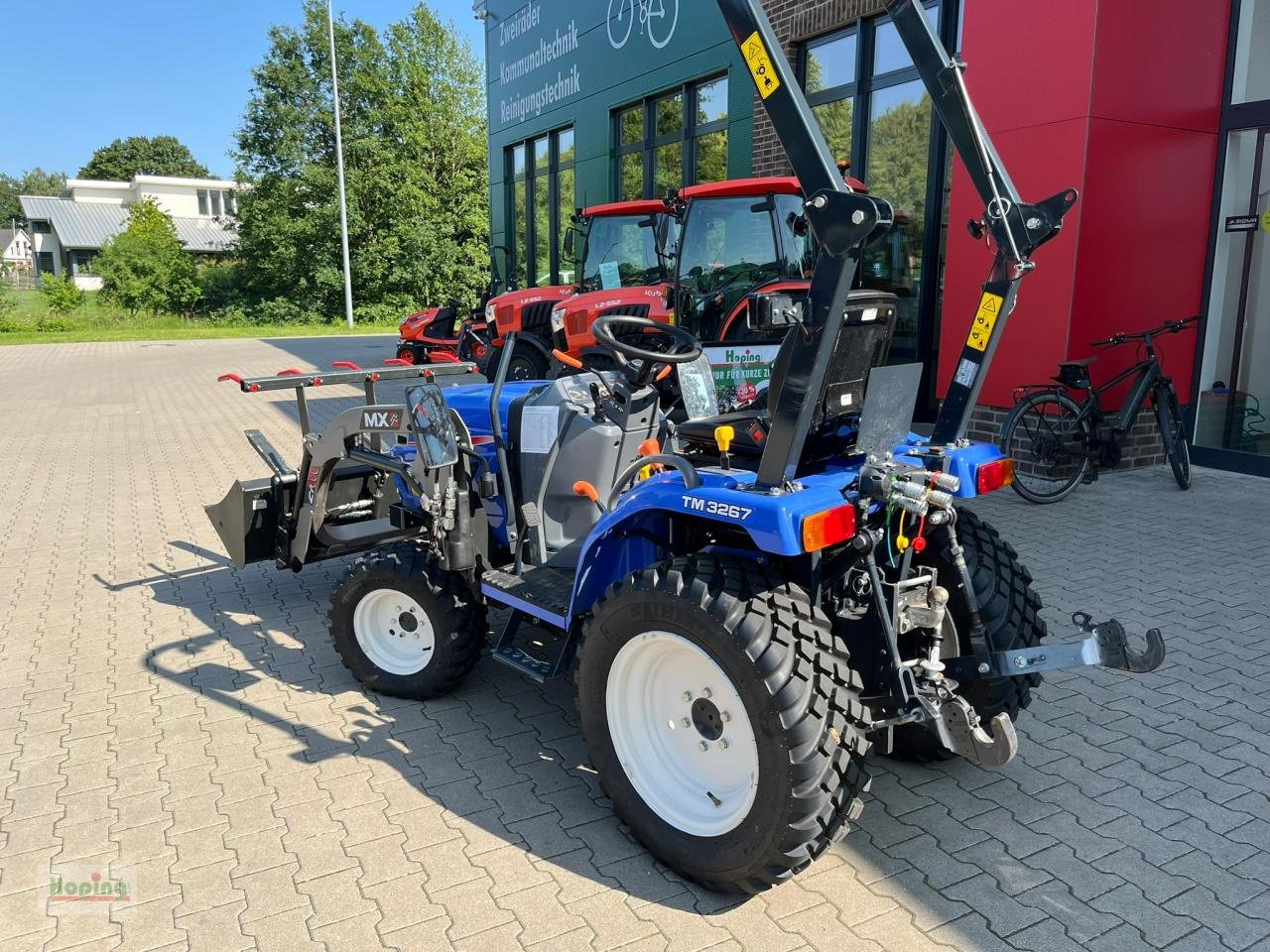 Iseki TM3267 AL - Komunální traktor: obrázek 2 Iseki TM3267 AL - Komunální traktor: obrázek 2