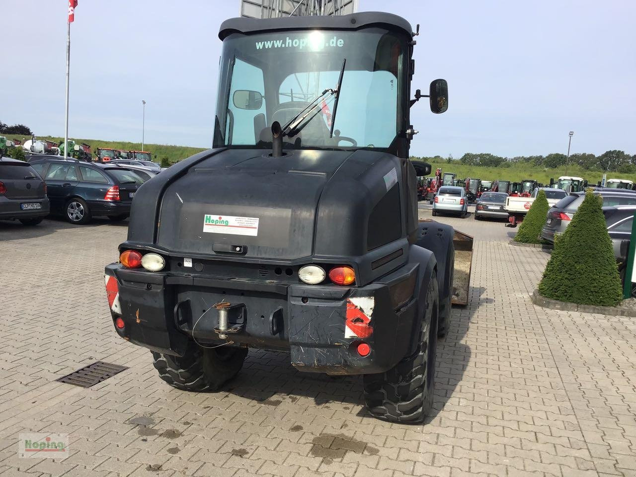 Kolový nakladač JCB 409: obrázek 7