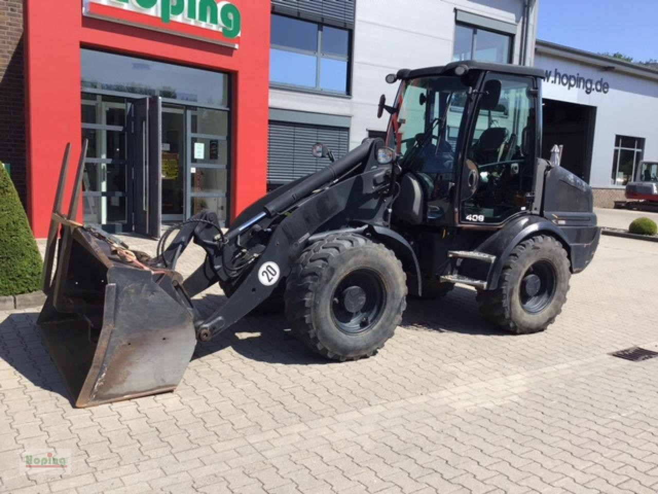 JCB 409 - Kolový nakladač: obrázek 2 JCB 409 - Kolový nakladač: obrázek 2