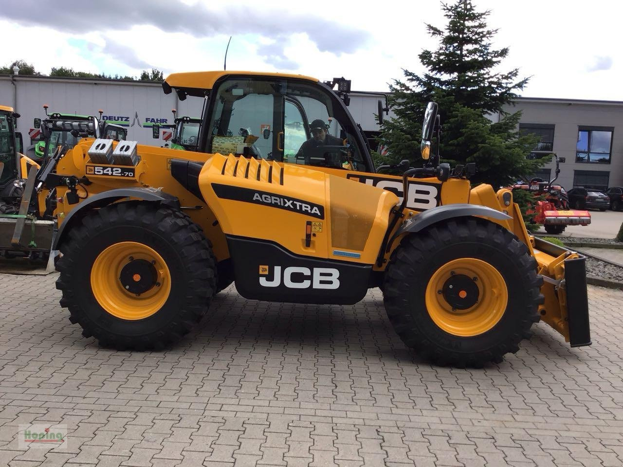 JCB 542-70 Agri Xtra - Teleskopický manipulátor: obrázek 1 JCB 542-70 Agri Xtra - Teleskopický manipulátor: obrázek 1